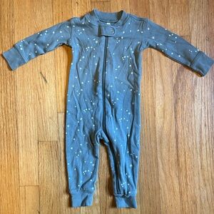 Quincy Mae 6-12m zipper bodysuit